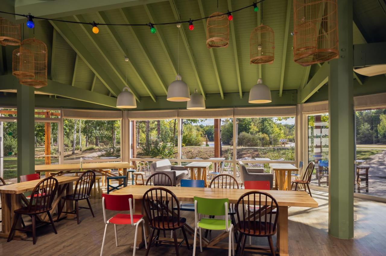 Center Parcs Les Bois Francs Hotel Верней д'Авр е д'Итон Екстериор снимка