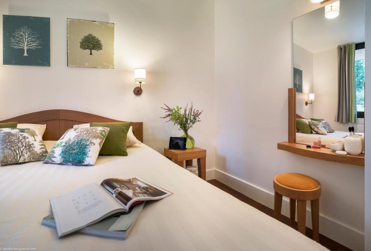 Center Parcs Les Bois Francs Hotel Верней д'Авр е д'Итон Екстериор снимка