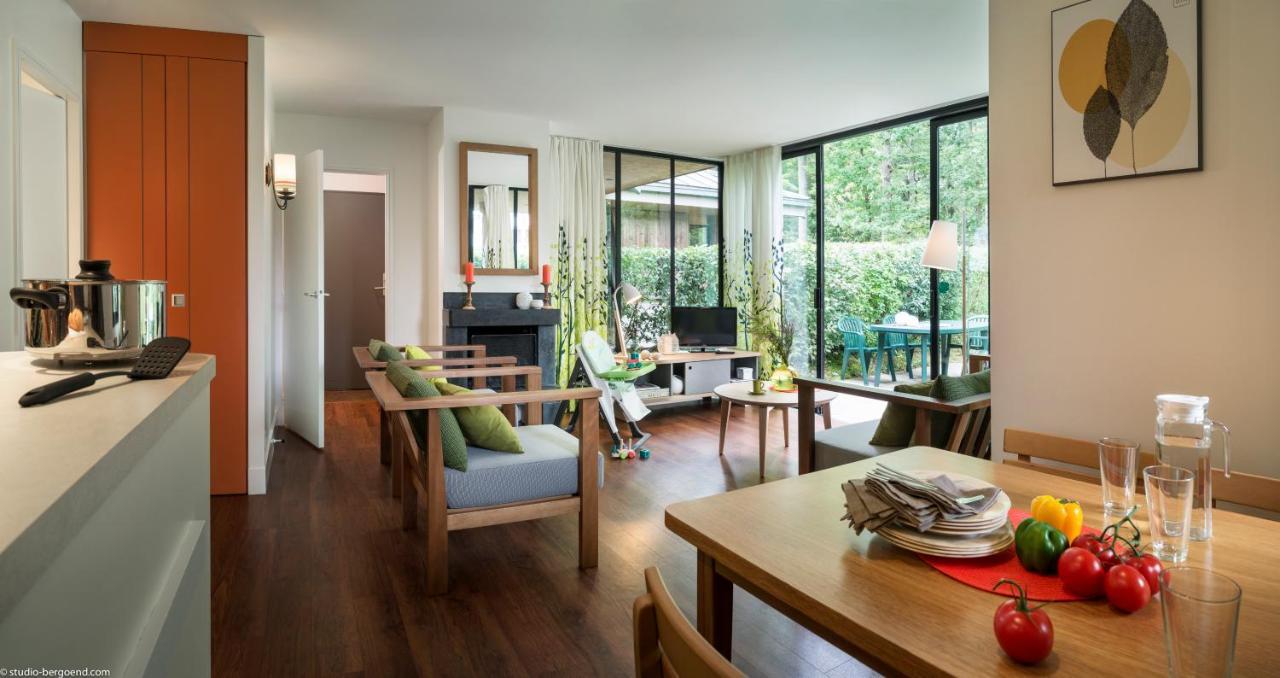 Center Parcs Les Bois Francs Hotel Верней д'Авр е д'Итон Екстериор снимка