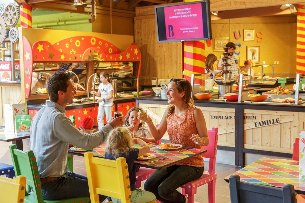 Center Parcs Les Bois Francs Hotel Верней д'Авр е д'Итон Екстериор снимка