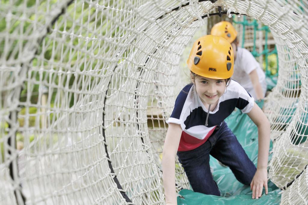 Center Parcs Les Bois Francs Hotel Верней д'Авр е д'Итон Екстериор снимка